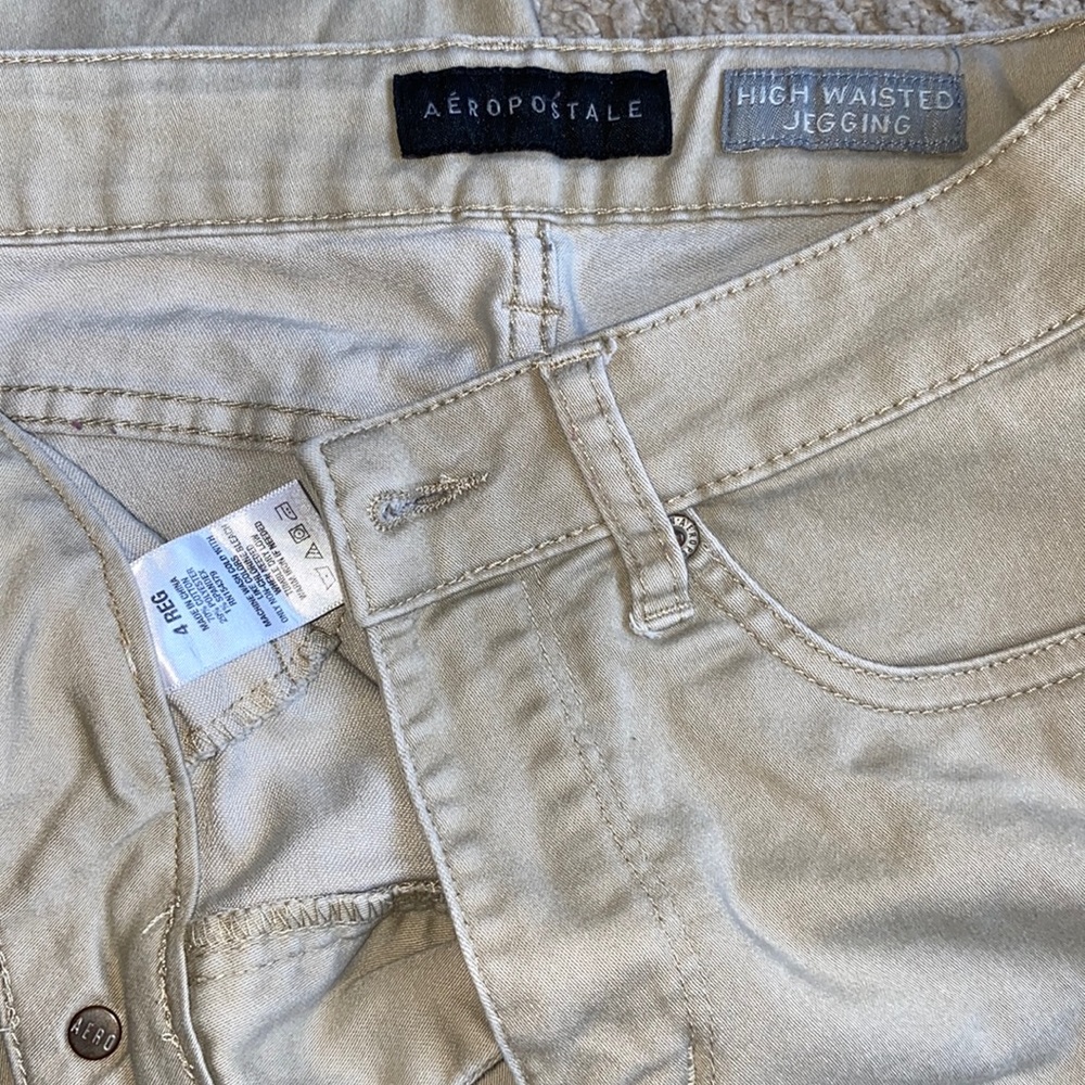 Aeropostale high waisted khaki jean jegging size 4